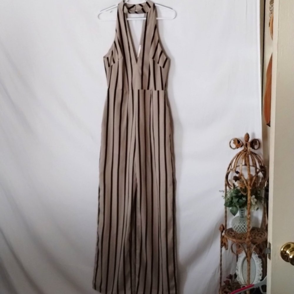 THE ROOM WOMEN CHOKER NECK SLEEVELESS WIDE SIDE SPILT LEG JUMPSUIT W/POCKETS